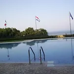 Apartahotel Solaris San Foca