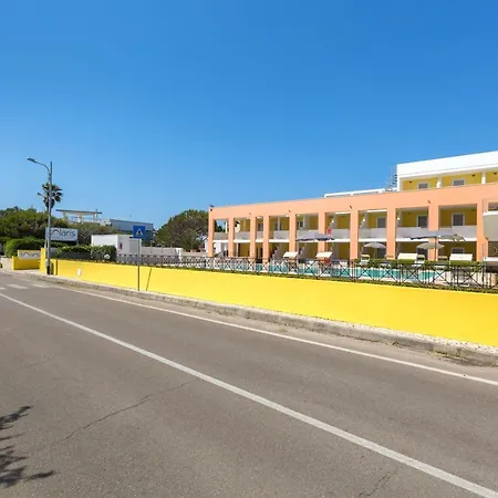 Aparthotel Solaris San Foca
